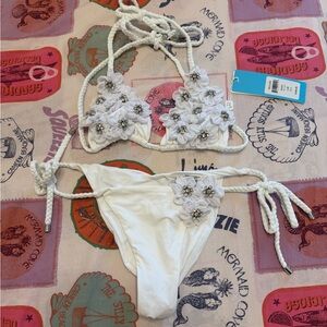 Beach Bunny White Floral Appliqué Rope Triangle Bikini L top M bottom